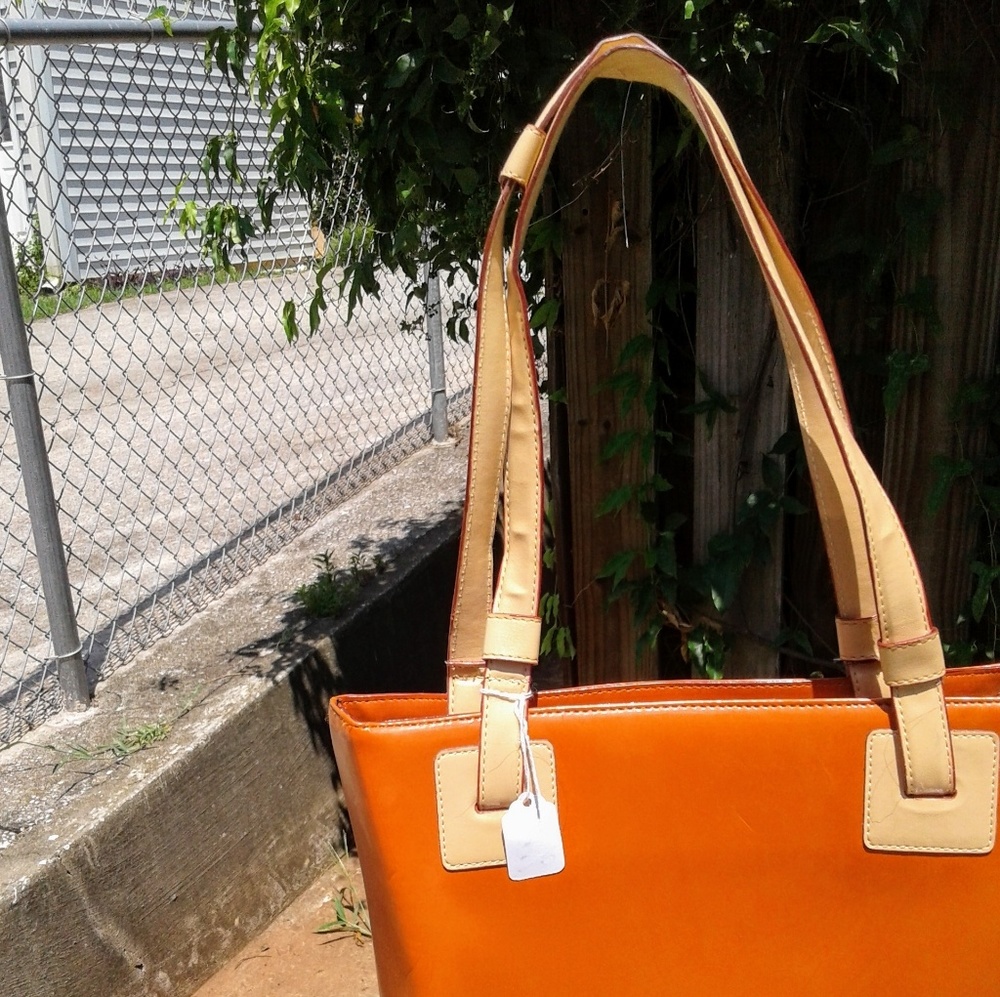 Handbag - Picture 7 of 7